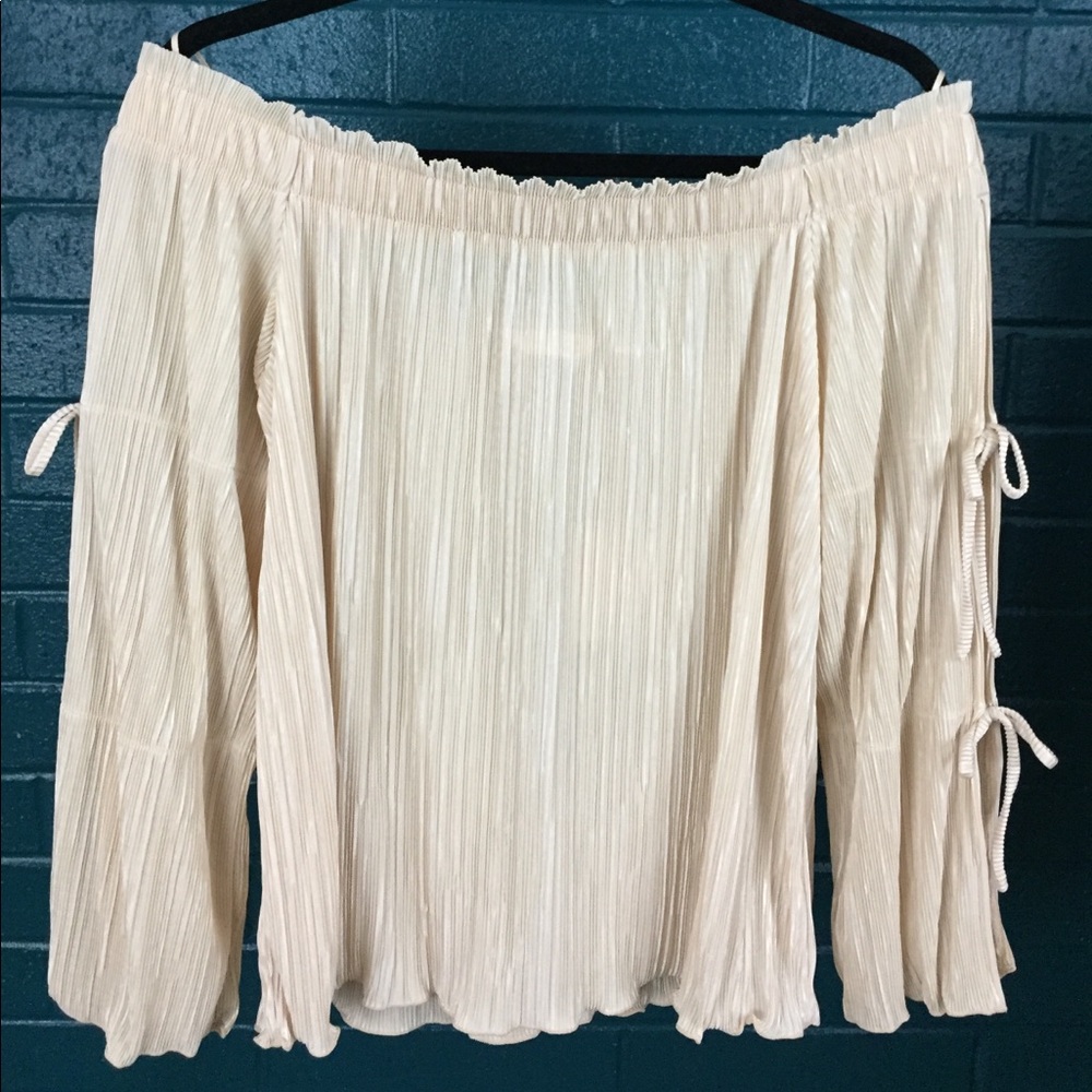 NWT Lauren Conrad Off the Shoulder Peasant Top
